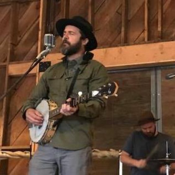 Man playing banjo